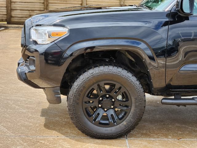 Used 2022 Toyota Tacoma SR w/ SR Convenience Package RWD image 15