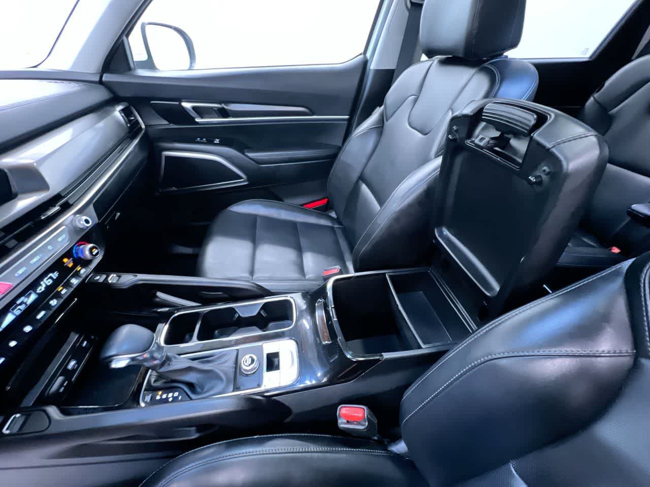Used 2025 Kia Telluride S FWD image 32