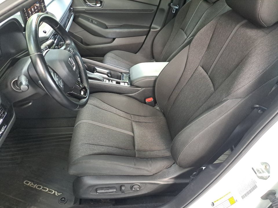 Used 2023 Honda Accord Sport image 10