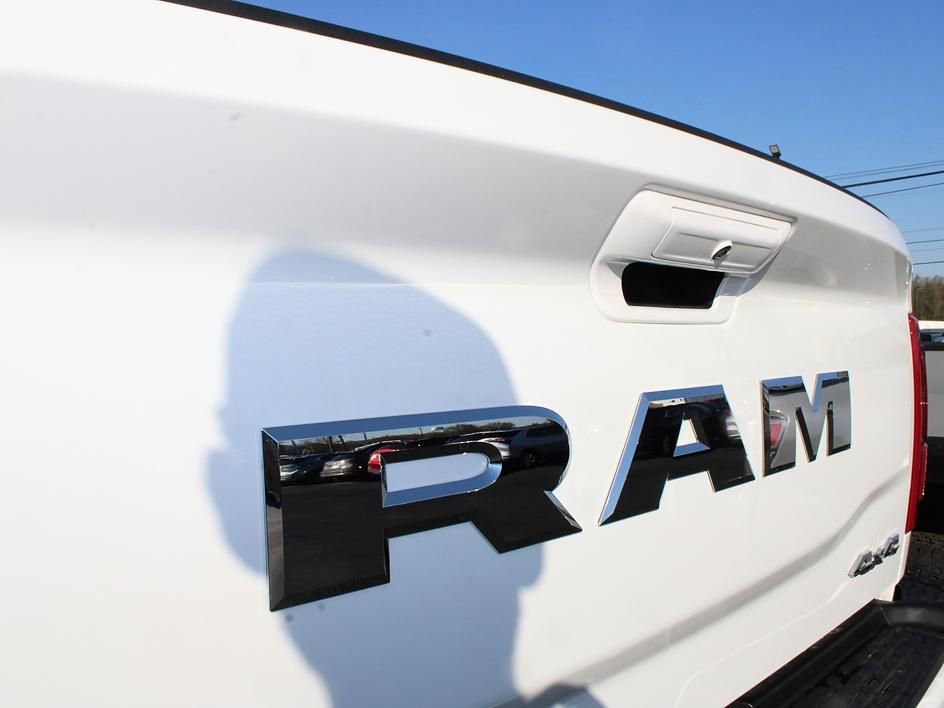 Used 2025 RAM 2500 Laramie w/ Sport Appearance Package AWD/4WD image 37