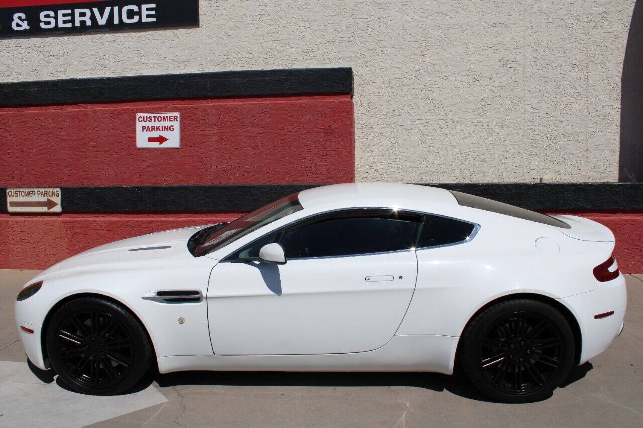 Used 2008 Aston Martin V8 Vantage Coupe RWD image 11