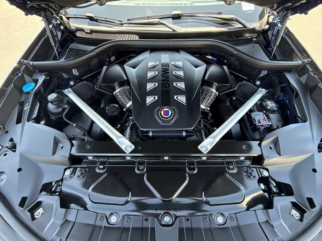 Used 2025 BMW ALPINA XB7 AWD/4WD image 8
