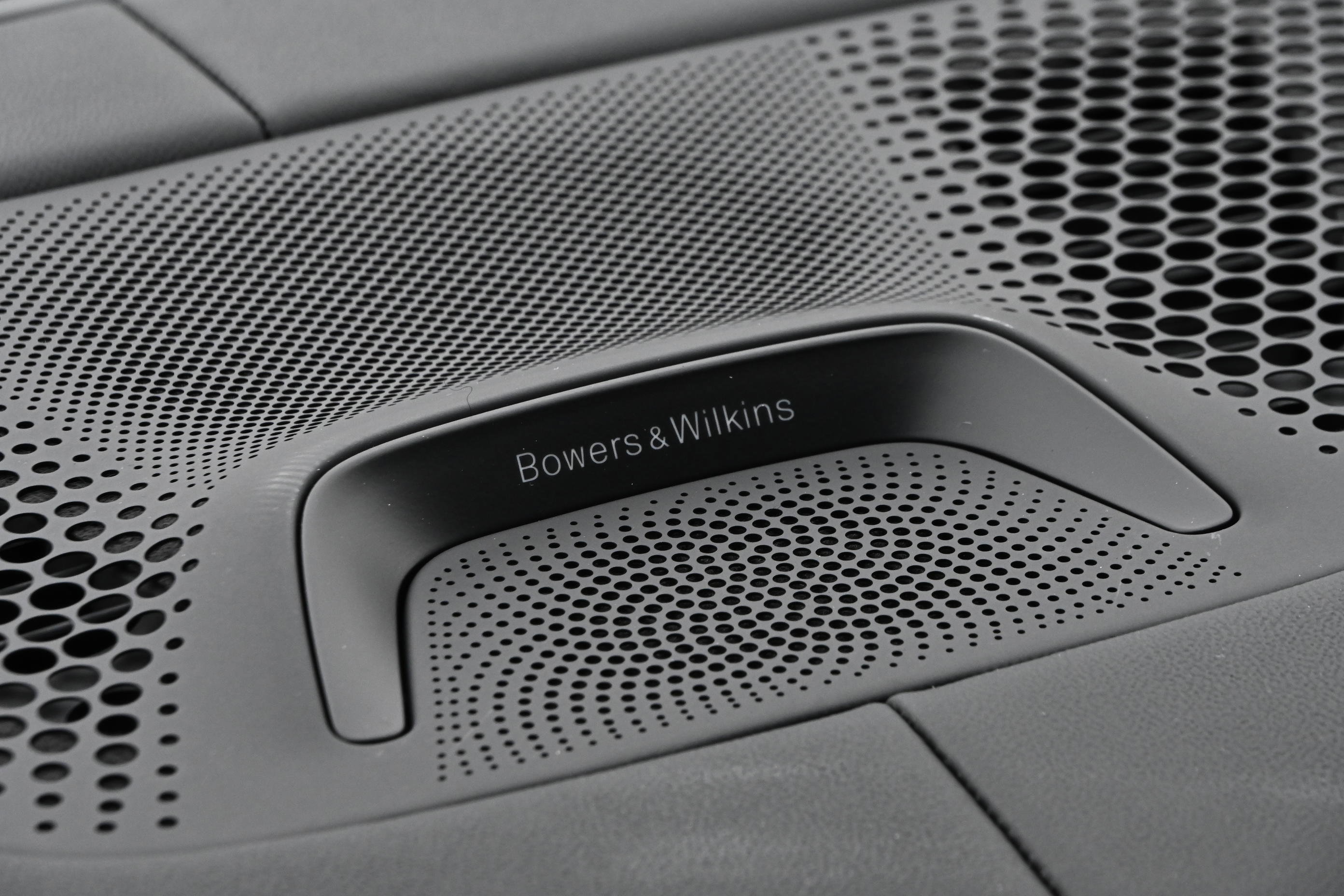 New 2026 BMW X7 M60i image 23