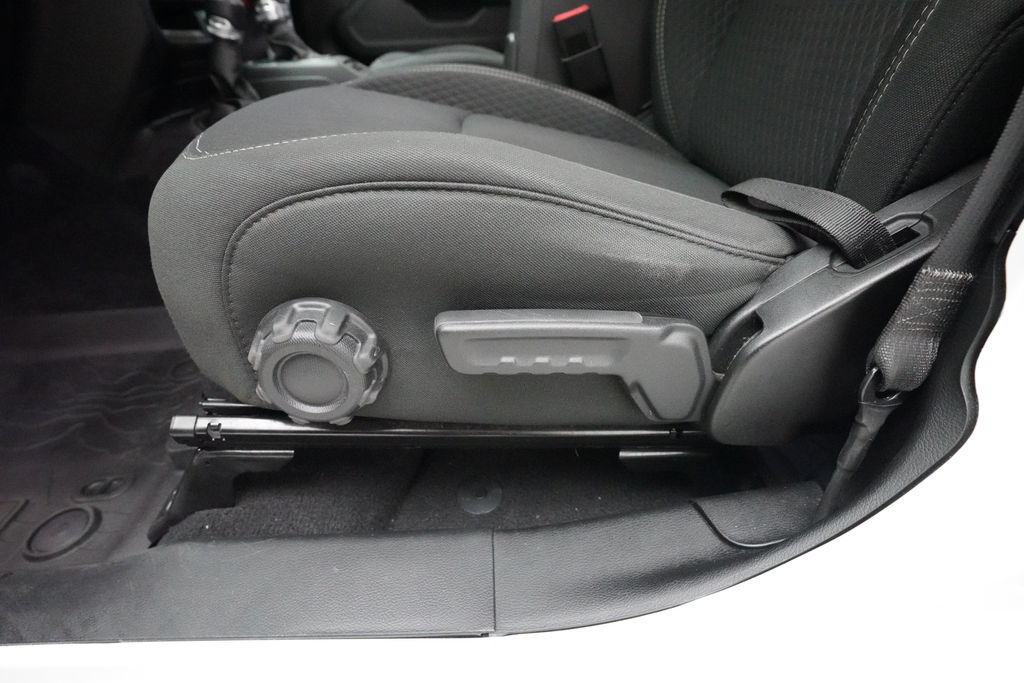 Used 2021 Jeep Wrangler Unlimited Sport AWD/4WD image 27