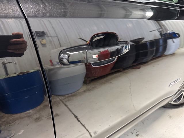 Used 2017 GMC Acadia SLT image 17