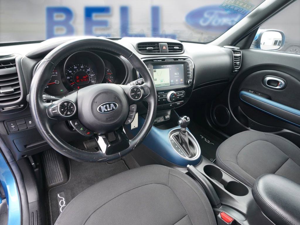 Used 2015 Kia Soul + w/ Audio Package image 11