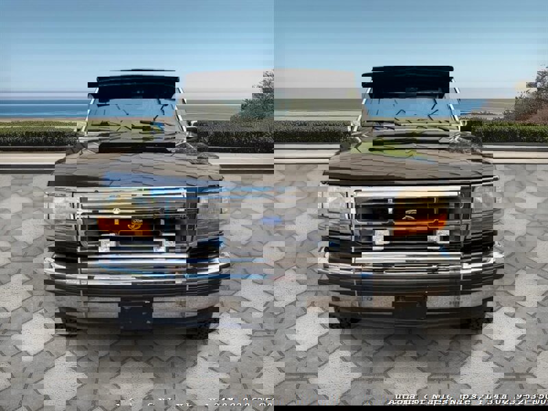 Used 1992 Ford Bronco image 3