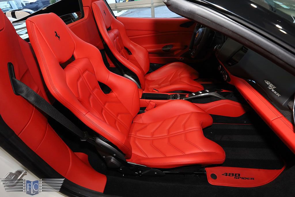 Used 2019 Ferrari 488 Spider image 20