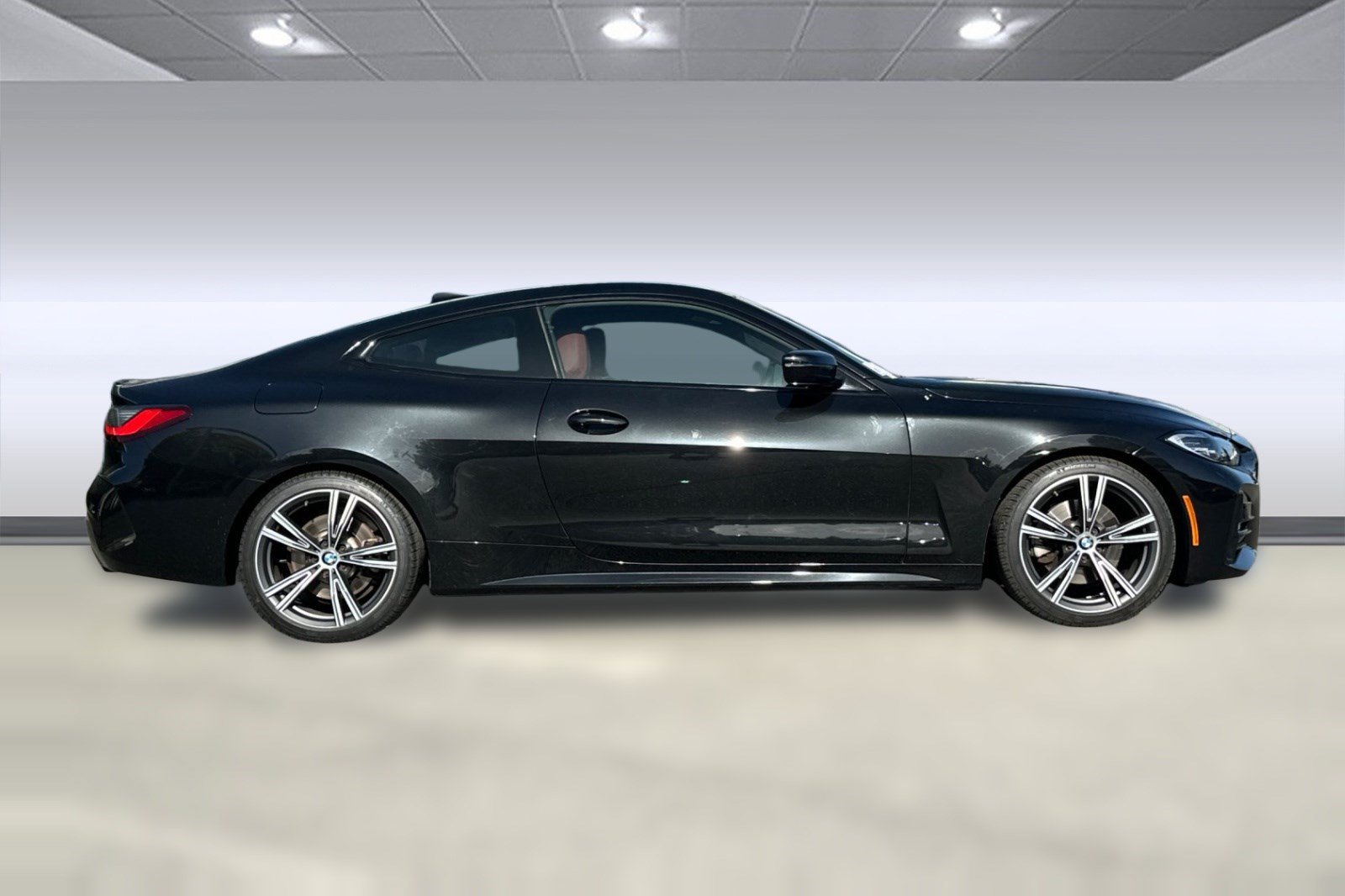 Used 2023 BMW 430i Coupe w/ M Sport Package RWD image 8