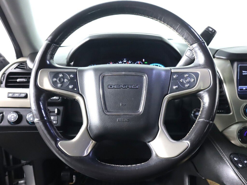 Used 2018 GMC Yukon XL Denali AWD/4WD image 14