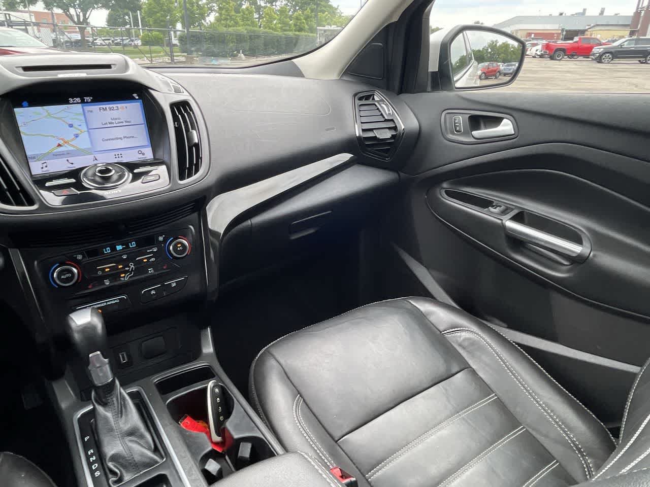 Used 2017 Ford Escape Titanium AWD/4WD image 11