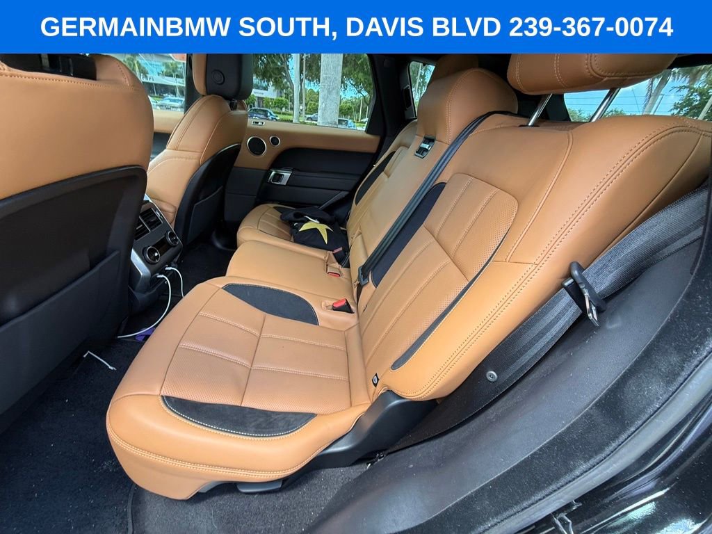 Used 2022 Land Rover Range Rover Sport HSE Dynamic image 16