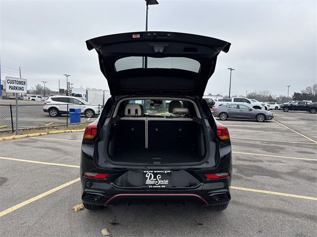 Used 2021 Buick Encore GX Select w/ Sport Touring Package image 27