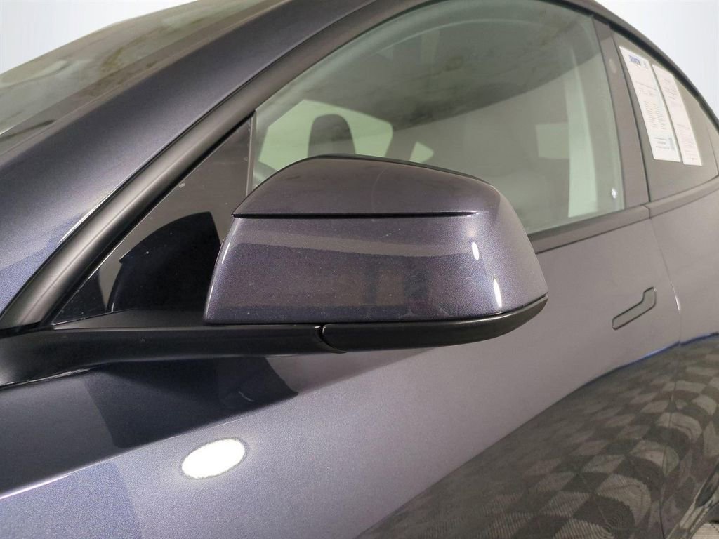 Used 2026 Tesla Model Y Long Range image 12