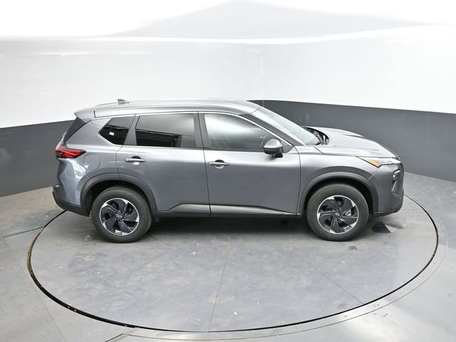 Used 2025 Nissan Rogue SV AWD/4WD image 39