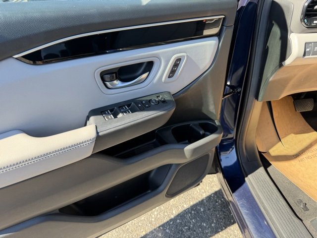 Used 2024 Honda Pilot Touring image 20