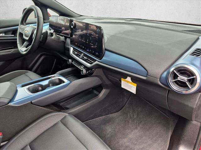 Used 2024 Chevrolet Equinox EV LT FWD image 30