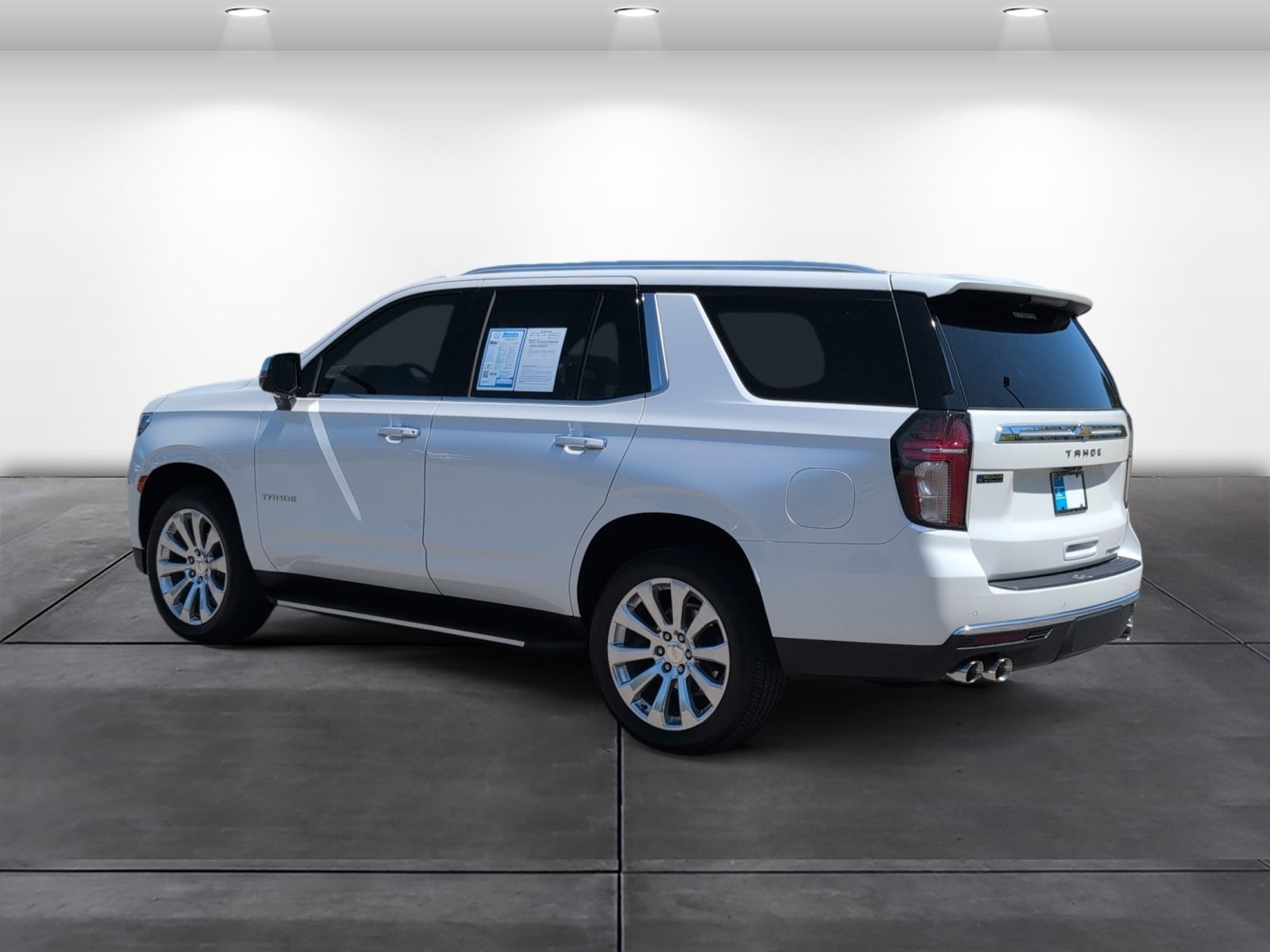 Used 2023 Chevrolet Tahoe Premier image 3