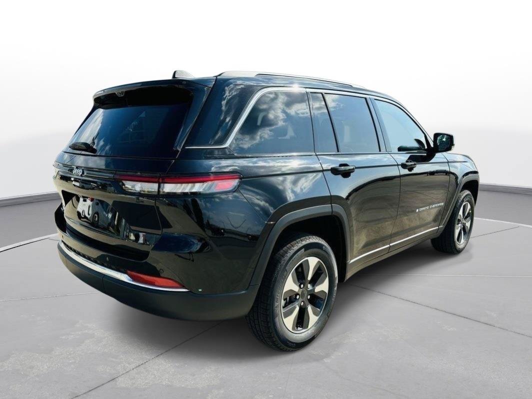 New 2024 Jeep Grand Cherokee Limited 4xe w/ Luxury Tech Group II AWD/4WD image 38
