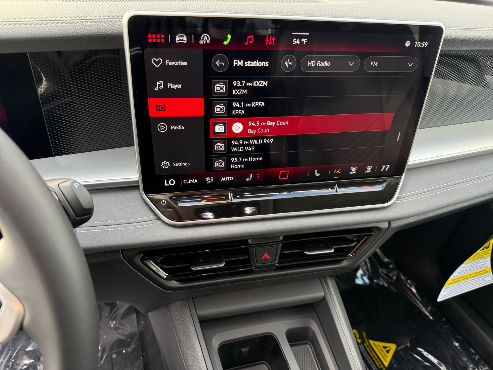 New 2026 Volkswagen Tiguan SE AWD/4WD image 12