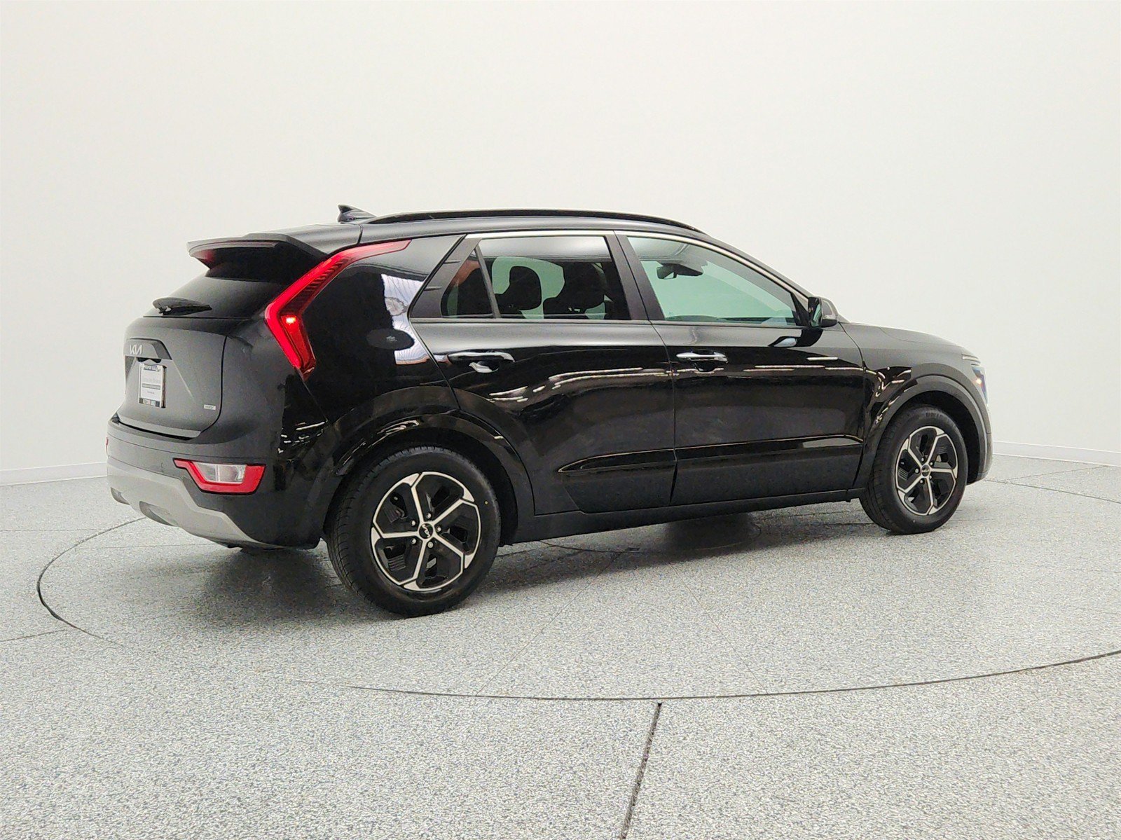 Used 2023 Kia Niro FWD image 5