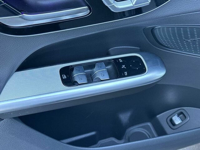 Certified 2026 Mercedes-Benz GLC 300 4MATIC image 12