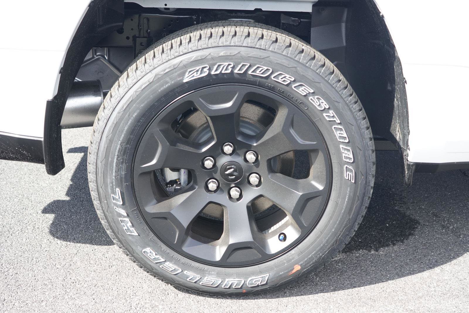 New 2026 RAM 1500 Big Horn w/ Night Edition AWD/4WD image 12
