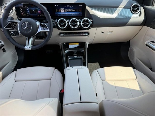 Certified 2025 Mercedes-Benz GLA 250 4MATIC image 7