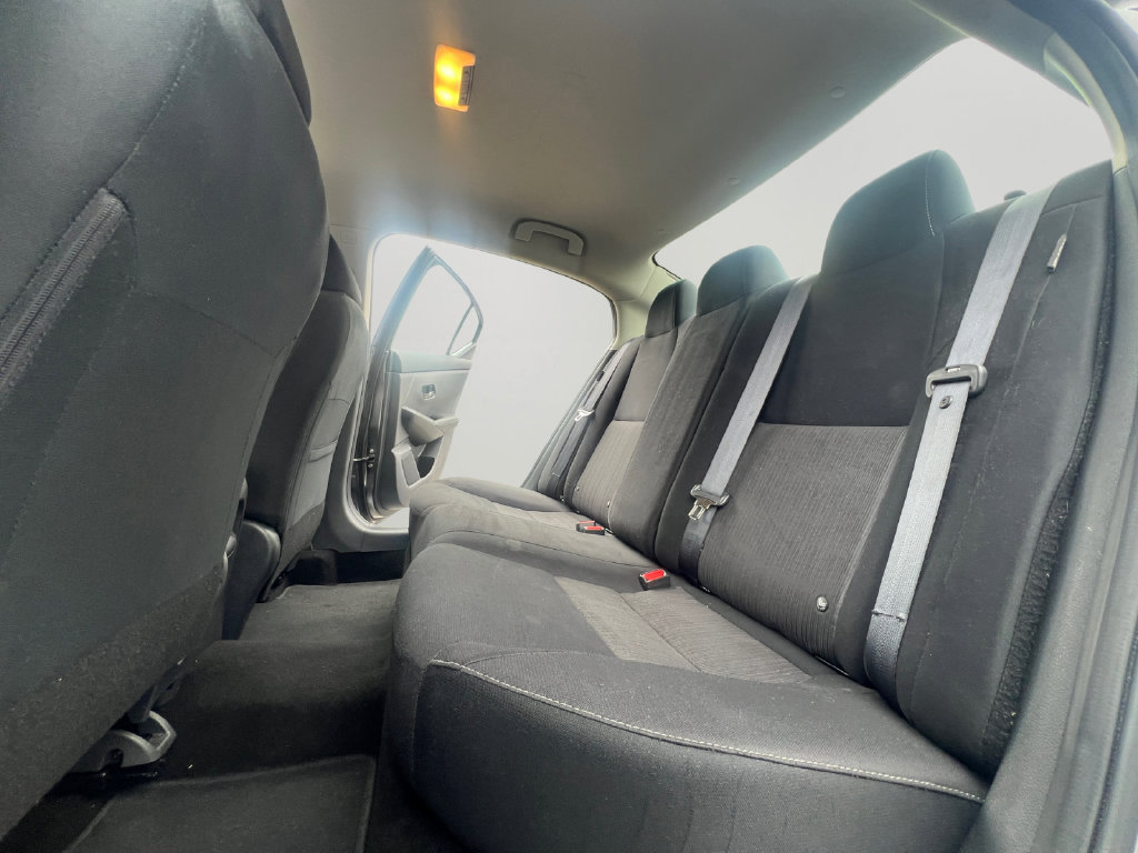 Used 2024 Nissan Sentra SV FWD image 24