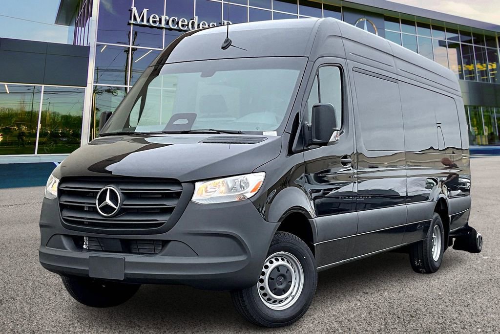 New 2025 Mercedes-Benz Sprinter 3500 image 2
