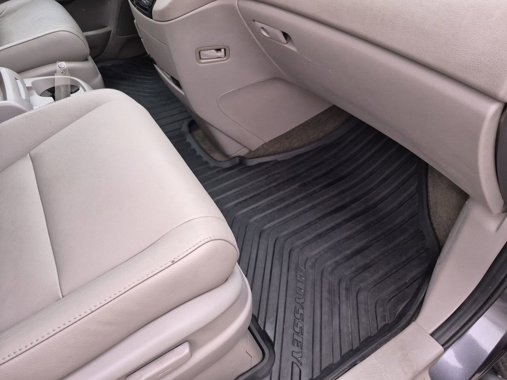 Used 2017 Honda Odyssey EX-L image 38