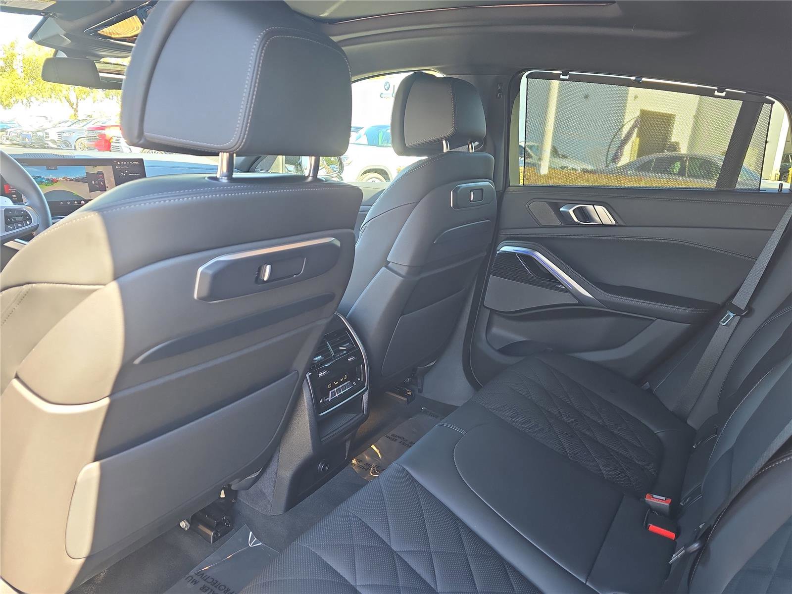 Used 2025 BMW X6 M60i image 12