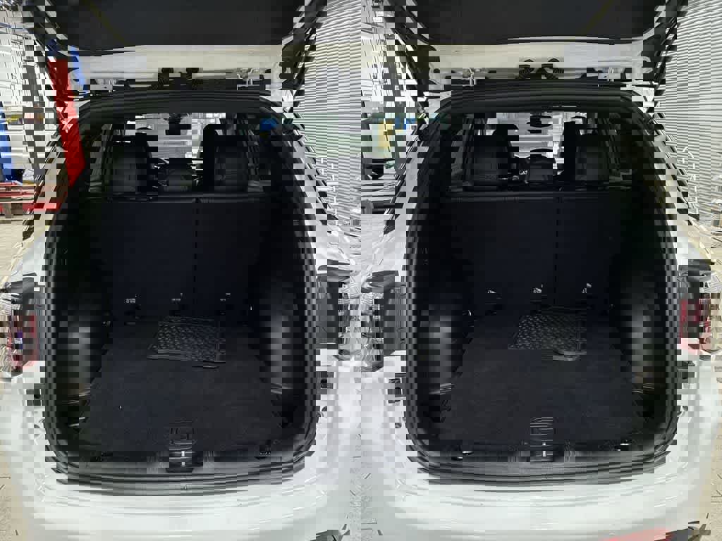 Used 2024 Jeep Compass Trailhawk image 11