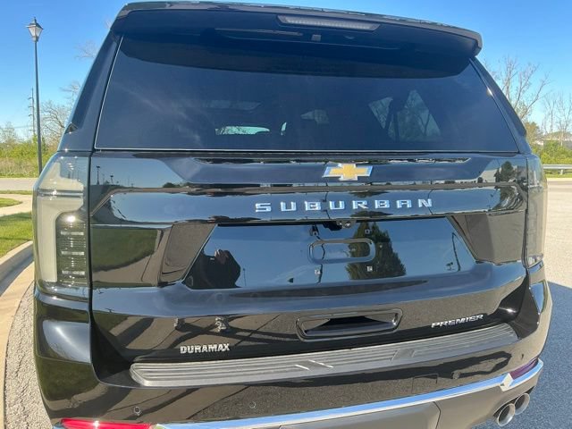 New 2026 Chevrolet Suburban Premier w/ Sun And Tow Package AWD/4WD image 9