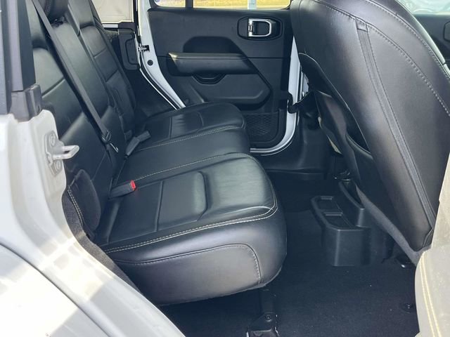 Used 2020 Jeep Wrangler Unlimited Sahara image 21