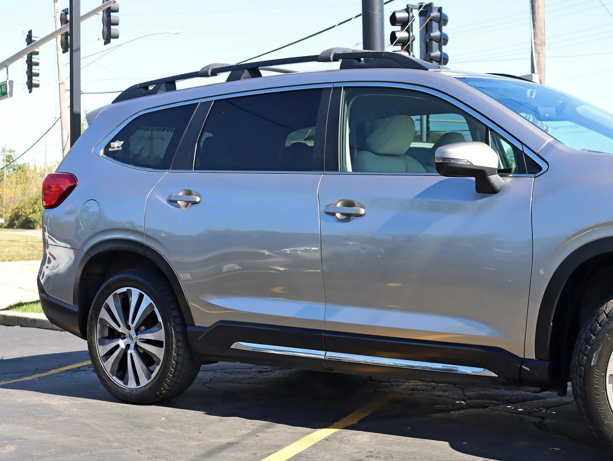 Used 2019 Subaru Ascent Limited AWD/4WD image 4