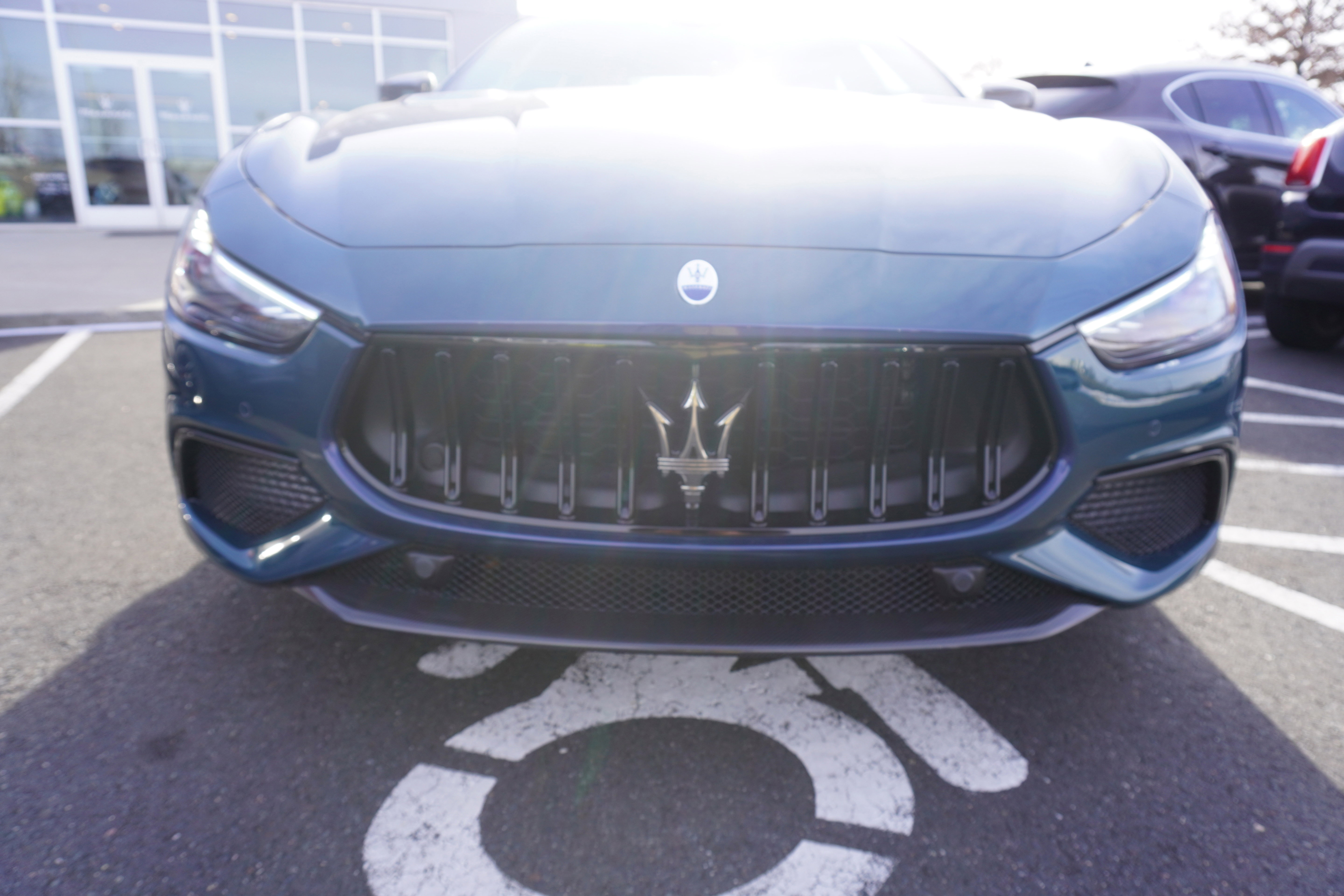 Used 2024 Maserati Ghibli Trofeo image 4