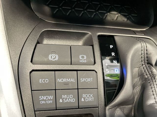 Used 2025 Toyota RAV4 XLE w/ Convenience Package image 26