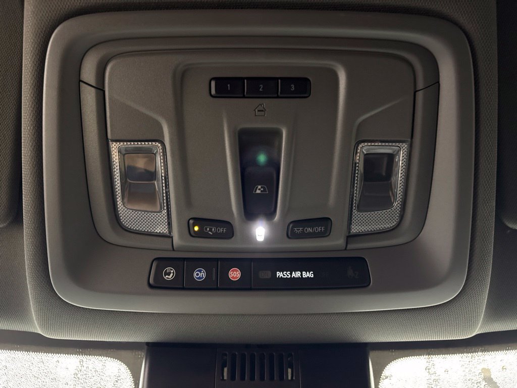 Used 2024 Chevrolet Silverado 1500 LTZ AWD/4WD image 30