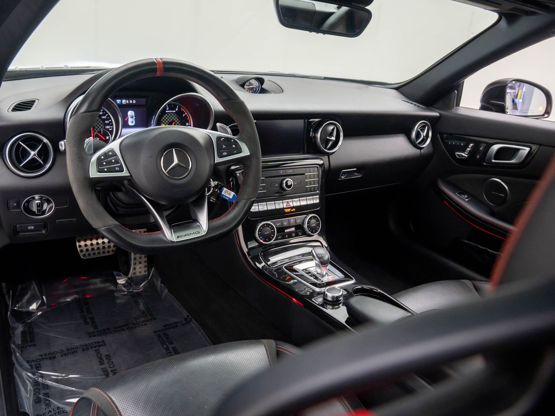 Used 2017 Mercedes-Benz SLC 43 AMG image 9