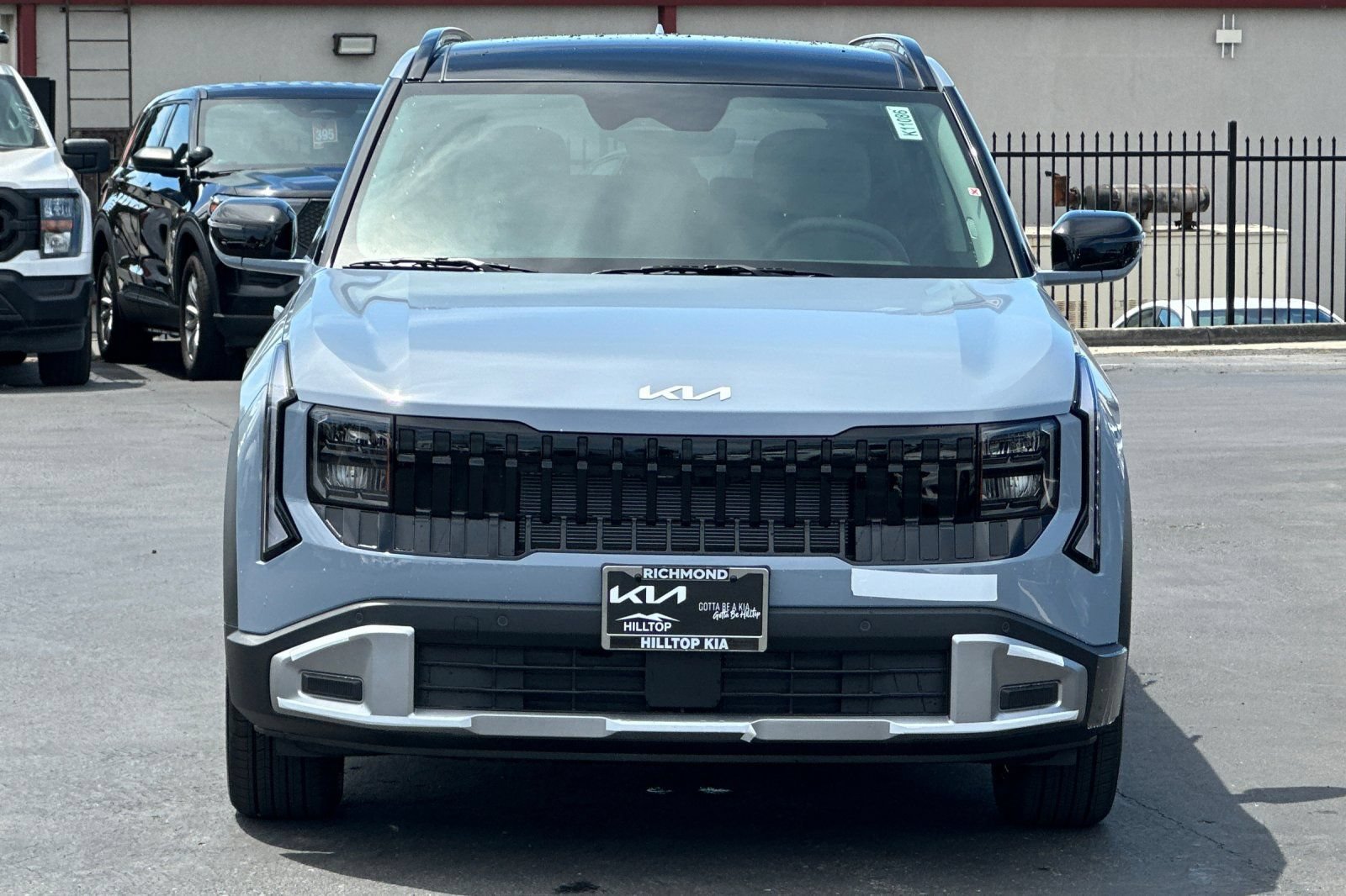 New 2027 Kia Seltos EX w/ EX Panoramic Sunroof Package FWD image 9