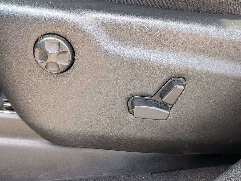 Used 2025 Dodge Durango GT image 14