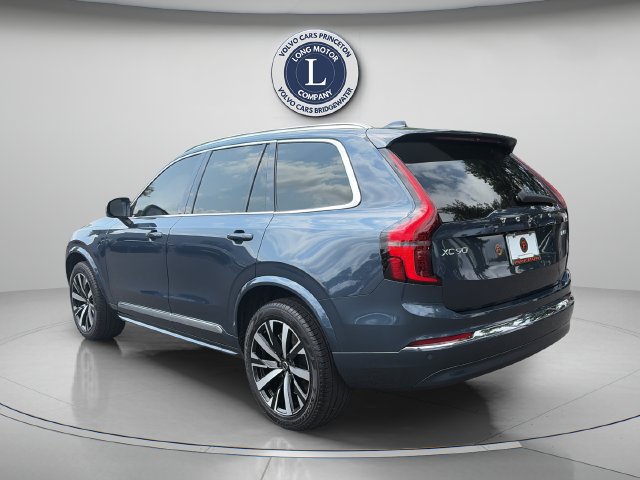 Used 2025 Volvo XC90 B5 Core AWD/4WD image 3