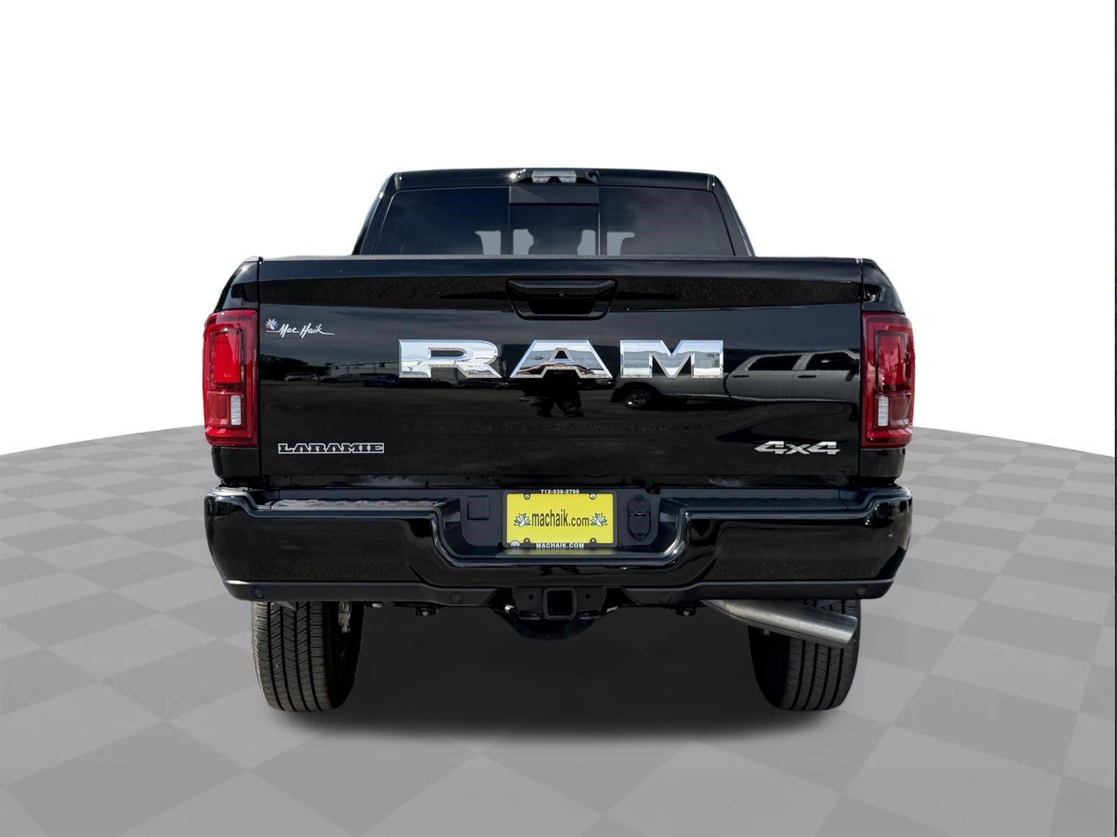 Used 2025 RAM 2500 Laramie AWD/4WD image 4
