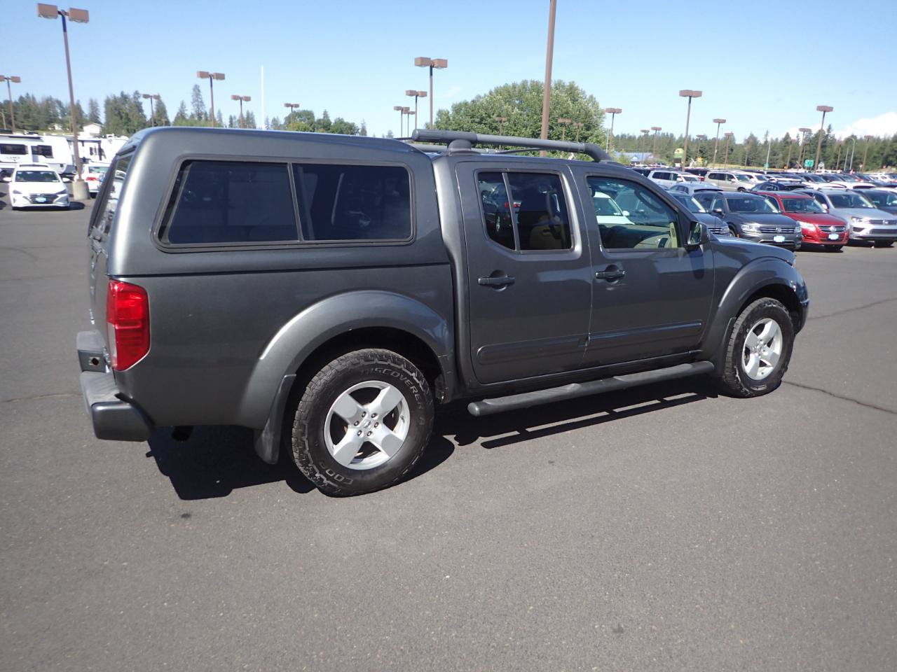 Used 2008 Nissan Frontier LE w/ Tow Hitch Pkg AWD/4WD image 5
