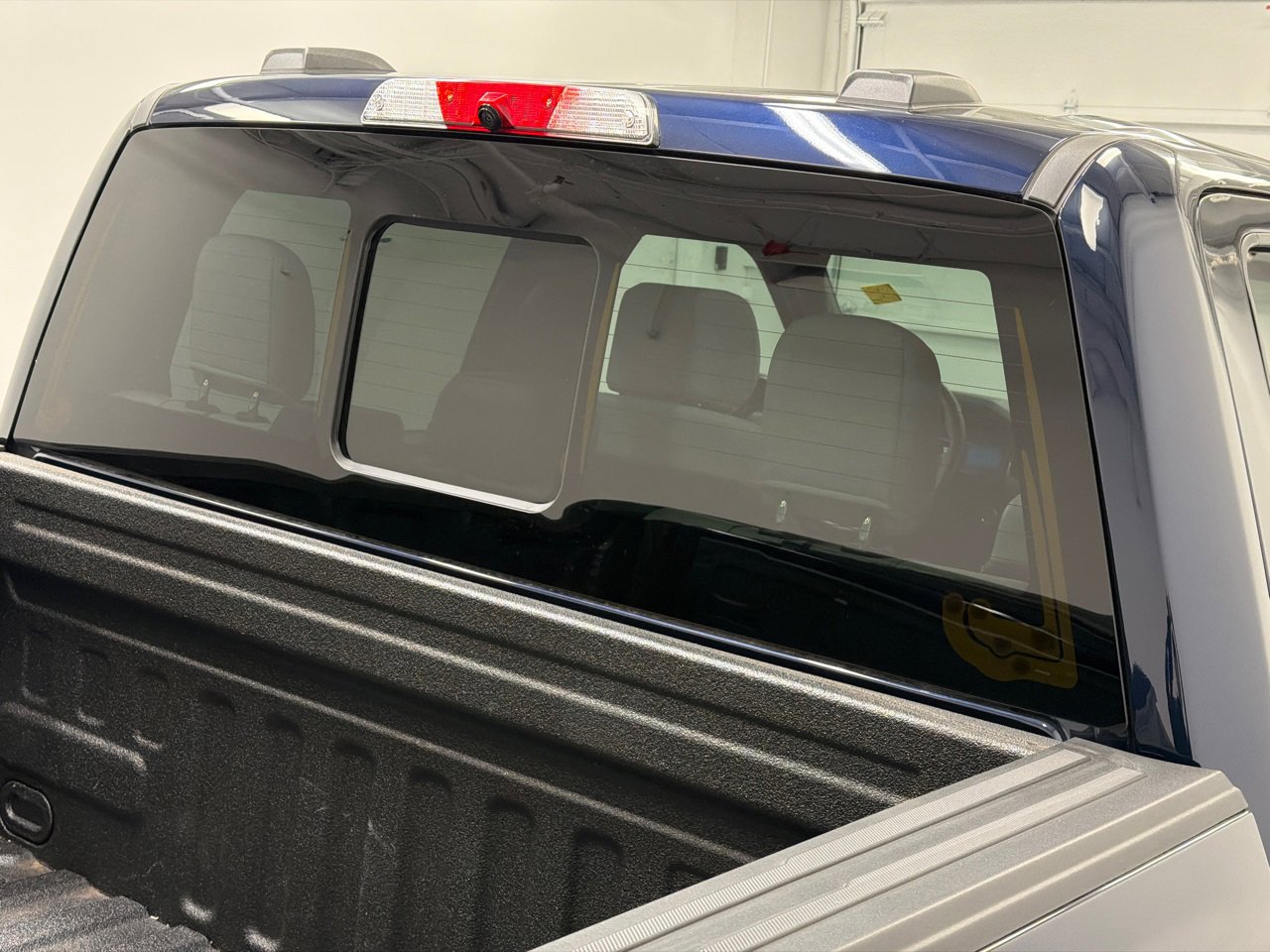 Used 2023 Ford F150 Lightning Platinum image 8