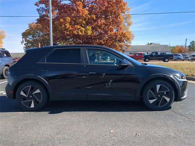 New 2026 Hyundai Ioniq 5 SEL image 3