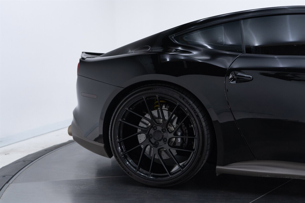 Used 2014 Ferrari F12 Berlinetta RWD image 32