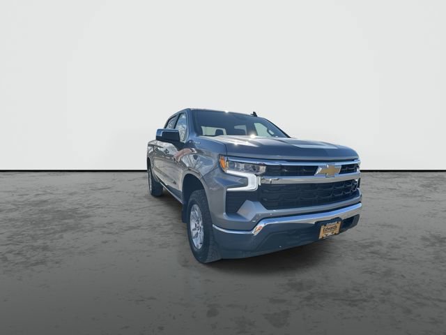 Used 2025 Chevrolet Silverado 1500 LT image 2