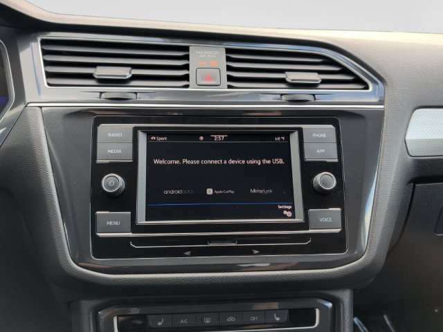 Used 2024 Volkswagen Tiguan S AWD/4WD image 15